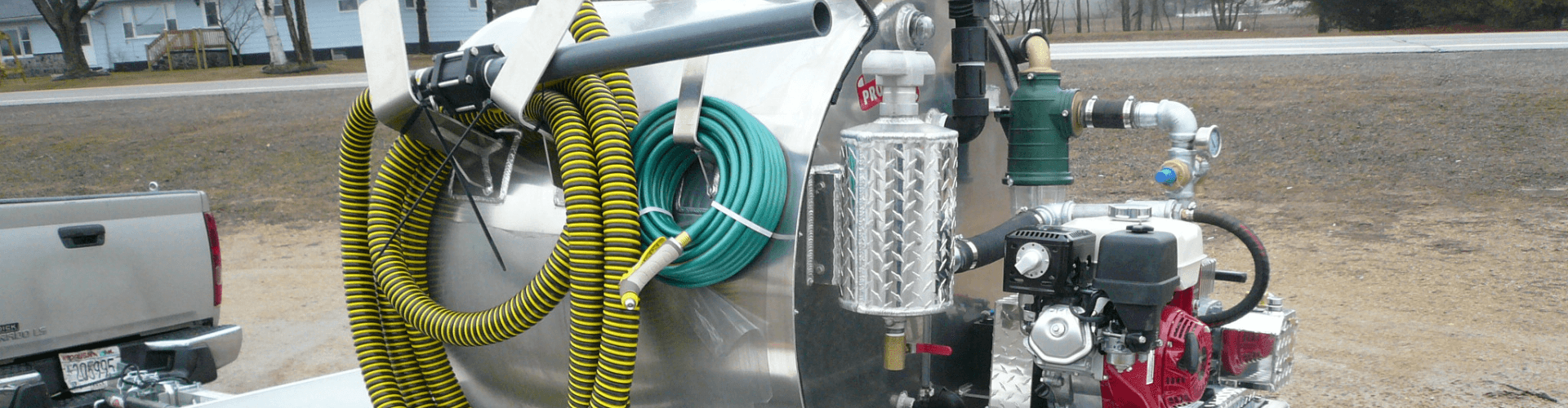 Pumper hoses and sanitation equipment for waste fluid management, featuring strong suction and leak-resistant design.